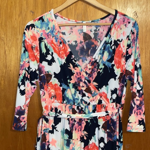 •PINK BLUSH•COLORFUL FLORAL V NECK 3/4 SLEEVE TRUE MAXI DRESS WITH SASH SIZE XL - Picture 4 of 10